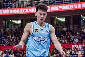 leyu乐鱼体育-攻防都尽力！王睿泽出战42分钟 10中4&amp;三分5中2拿15分3前场板2助