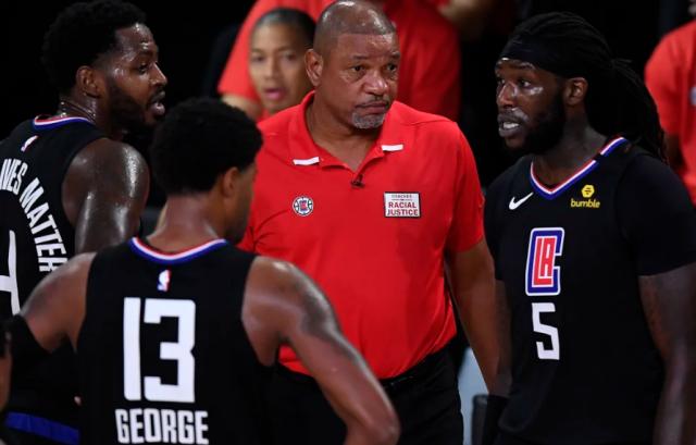 乐鱼体育网页版登录入口-哈雷尔讲述园区内讧 乔治犯错耍大牌将其逼出NBA？